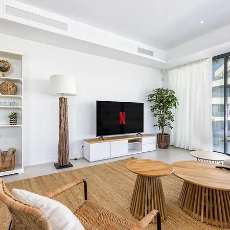 Vivi Homes - Palm Apartmán
